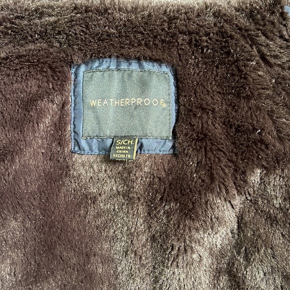 Weatherproof Women's Navy Quilted Faux Fur-Lined Vest with Gold Accents - Picture 5 of 6